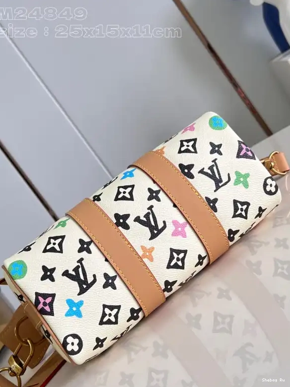 25 KEEPALL BANDOULIÈRE VUITTON LOUIS 0625